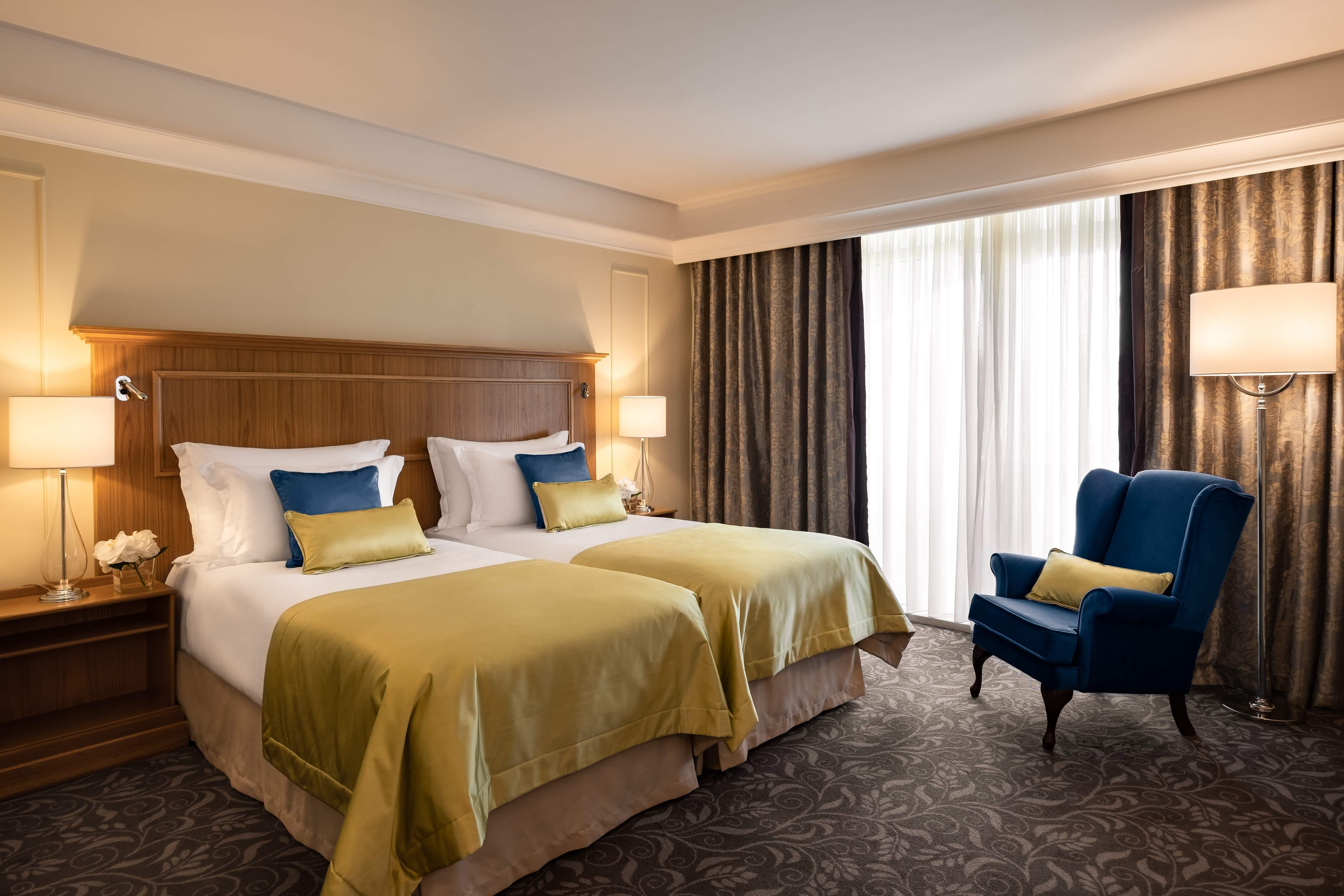 Corinthia Palace Malta Attard Exteriör bild A room at the hotel