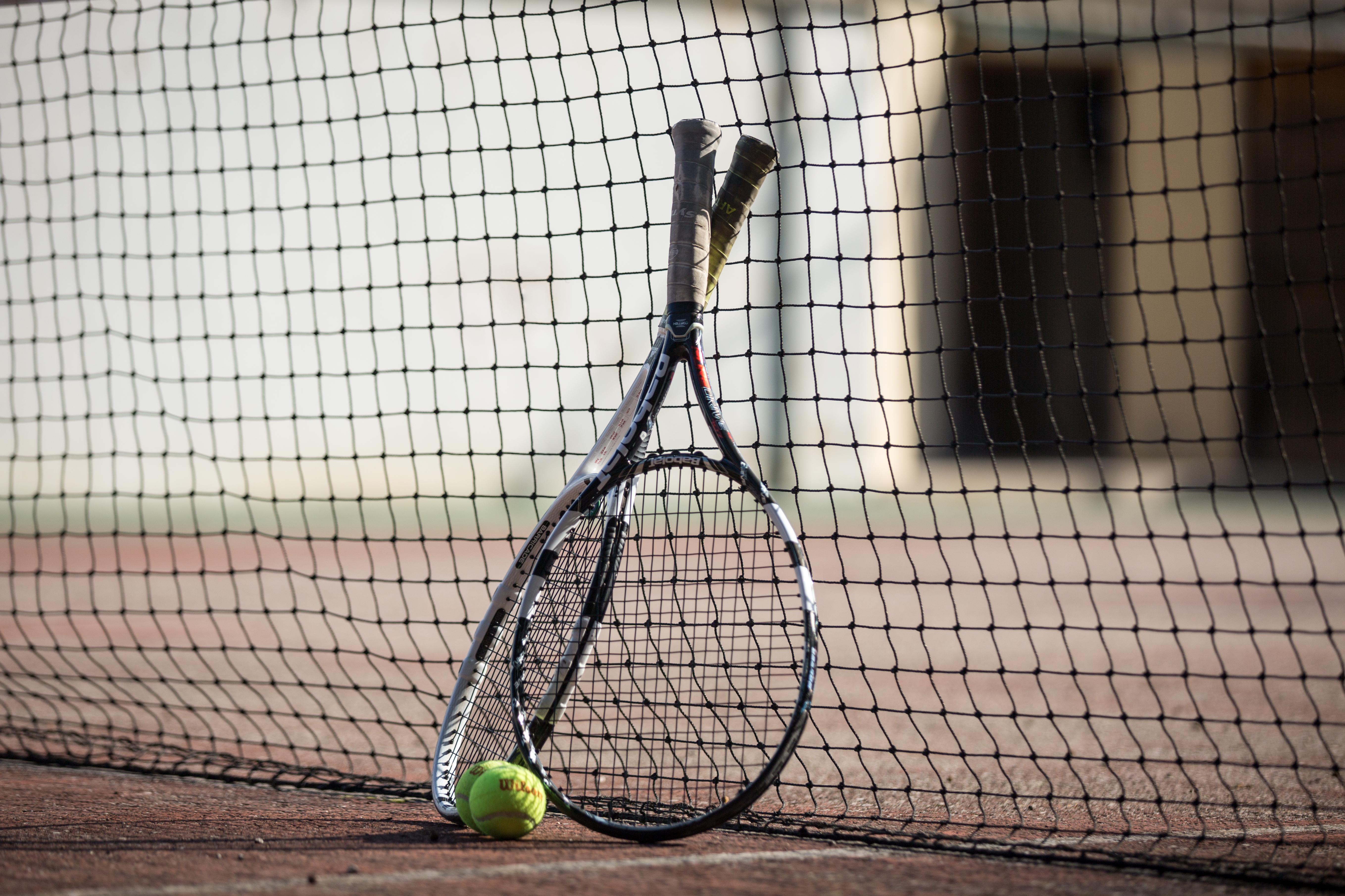Corinthia Palace Malta Attard Exteriör bild Tennis racket and ball
