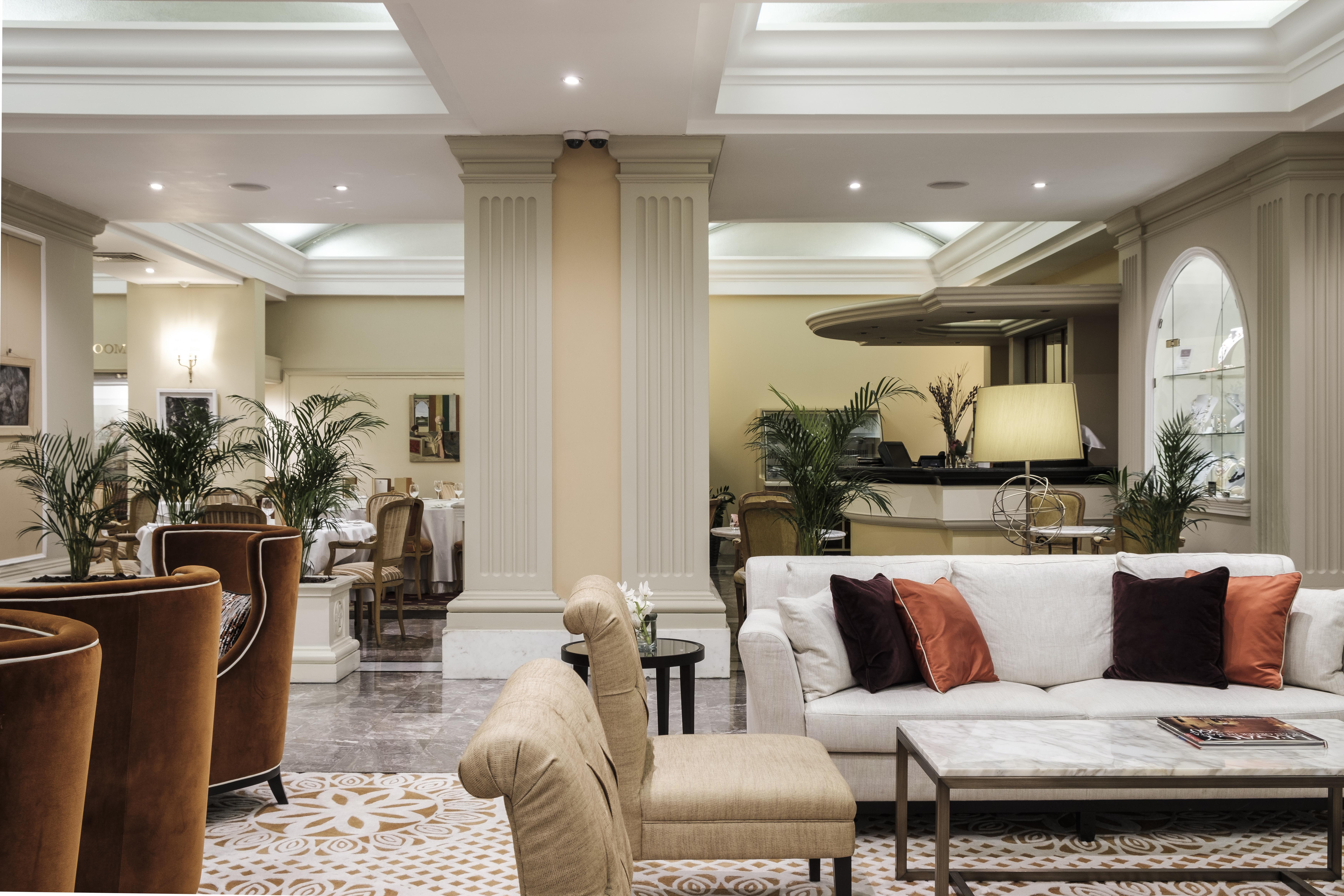 Corinthia Palace Malta Attard Exteriör bild The lobby
