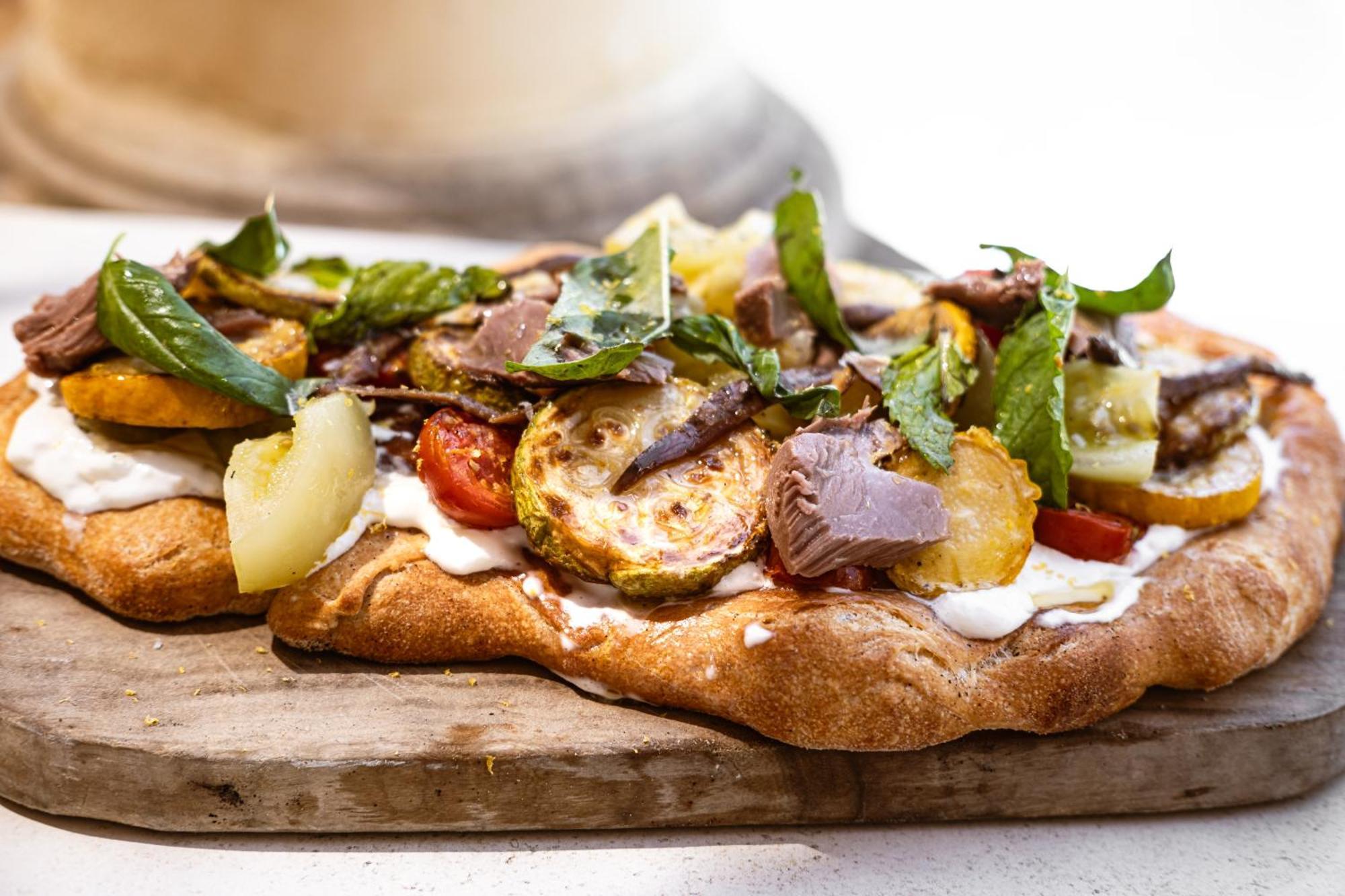 Corinthia Palace Malta Attard Exteriör bild A vegetarian pizza